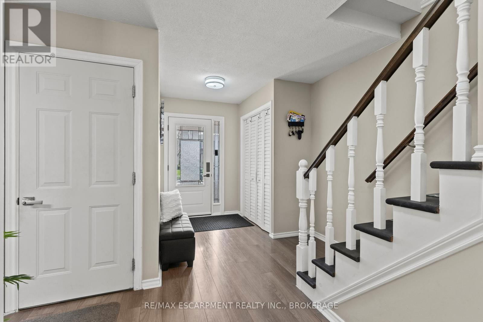 64 ATHENIA DRIVE Image 5
