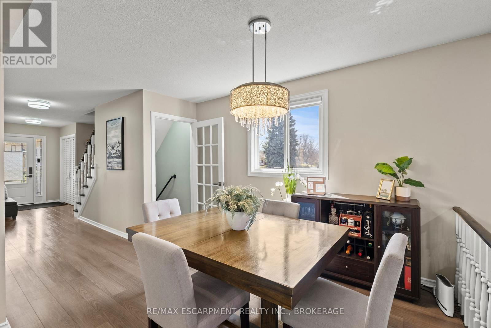 64 ATHENIA DRIVE Image 6