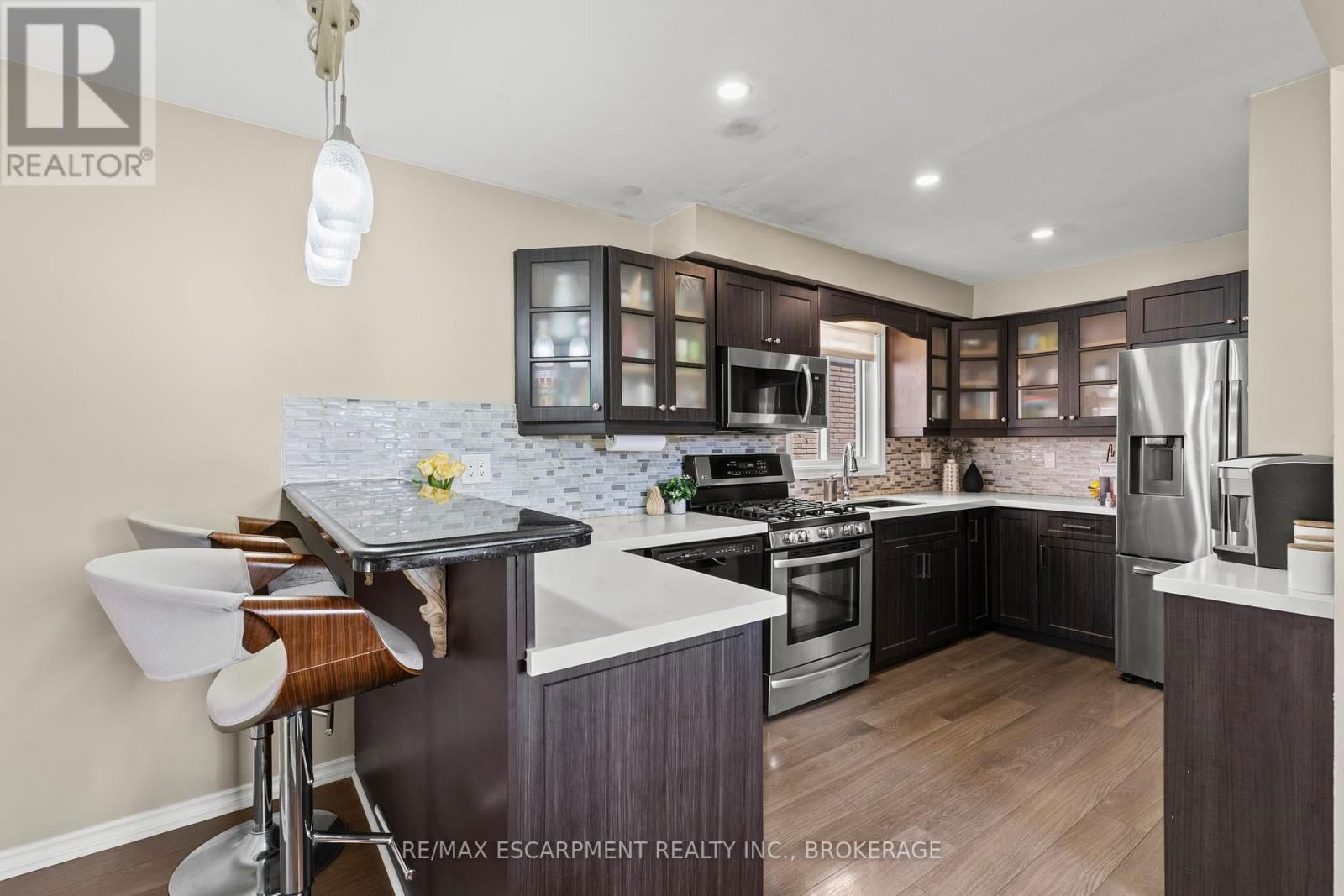 64 ATHENIA DRIVE Image 8