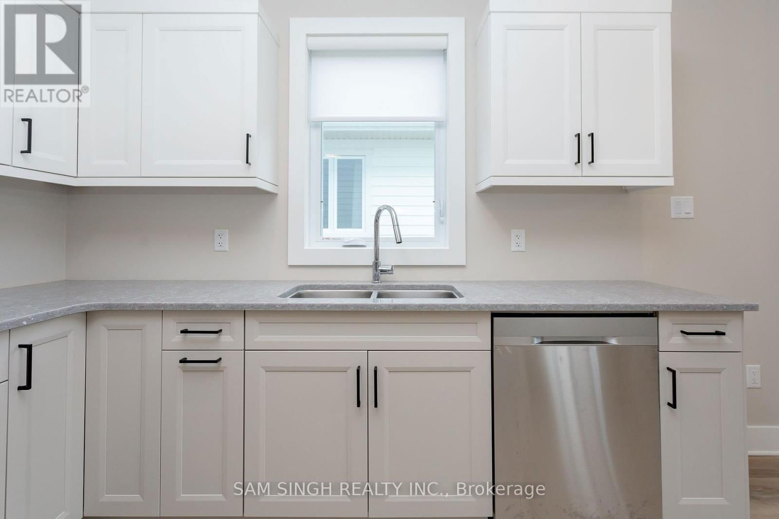 110 SANDCASTLE KEY DRIVE Image 14