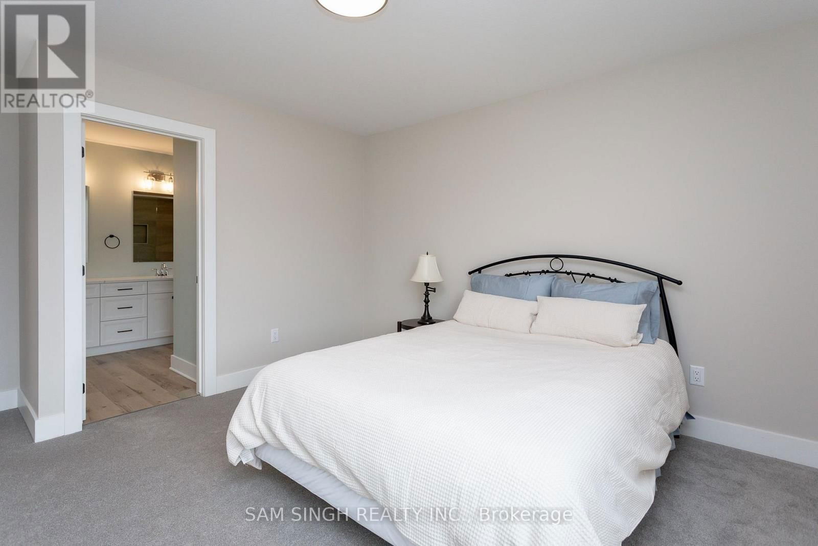 110 SANDCASTLE KEY DRIVE Image 23