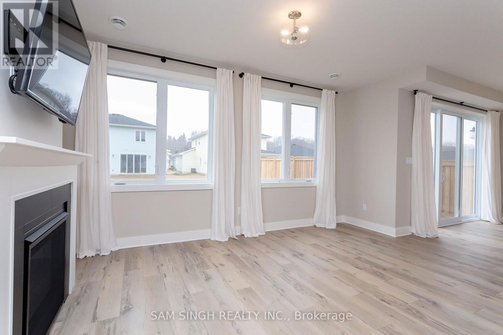 110 SANDCASTLE KEY DRIVE Image 6