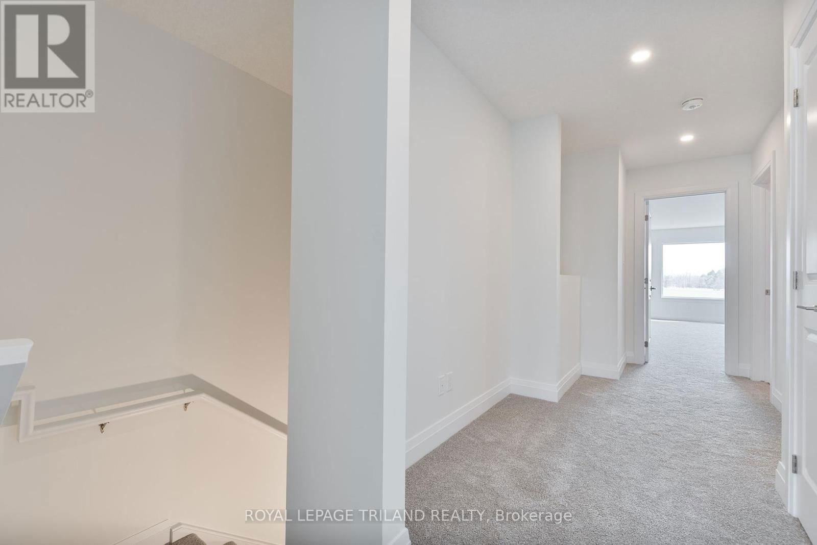 4 - 101 SWALES AVENUE Image 22