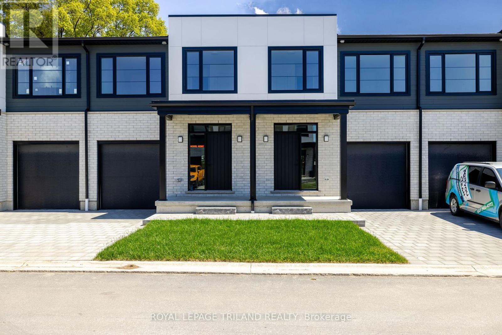4 - 101 SWALES AVENUE Image 3