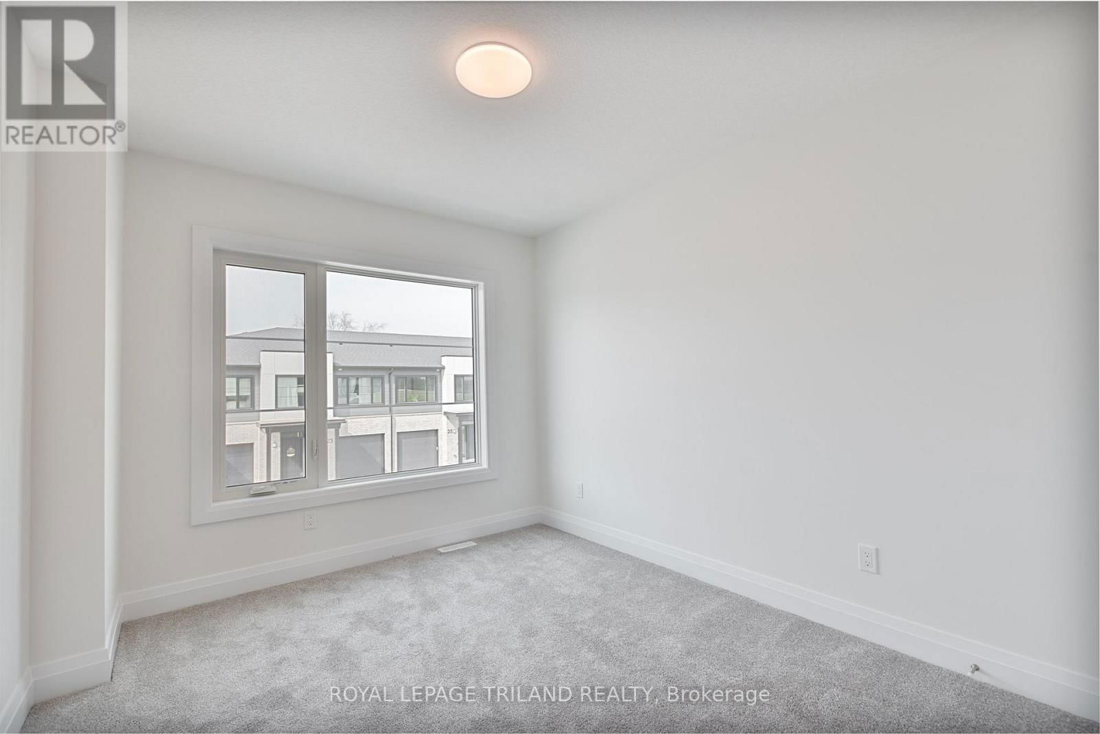 4 - 101 SWALES AVENUE Image 30