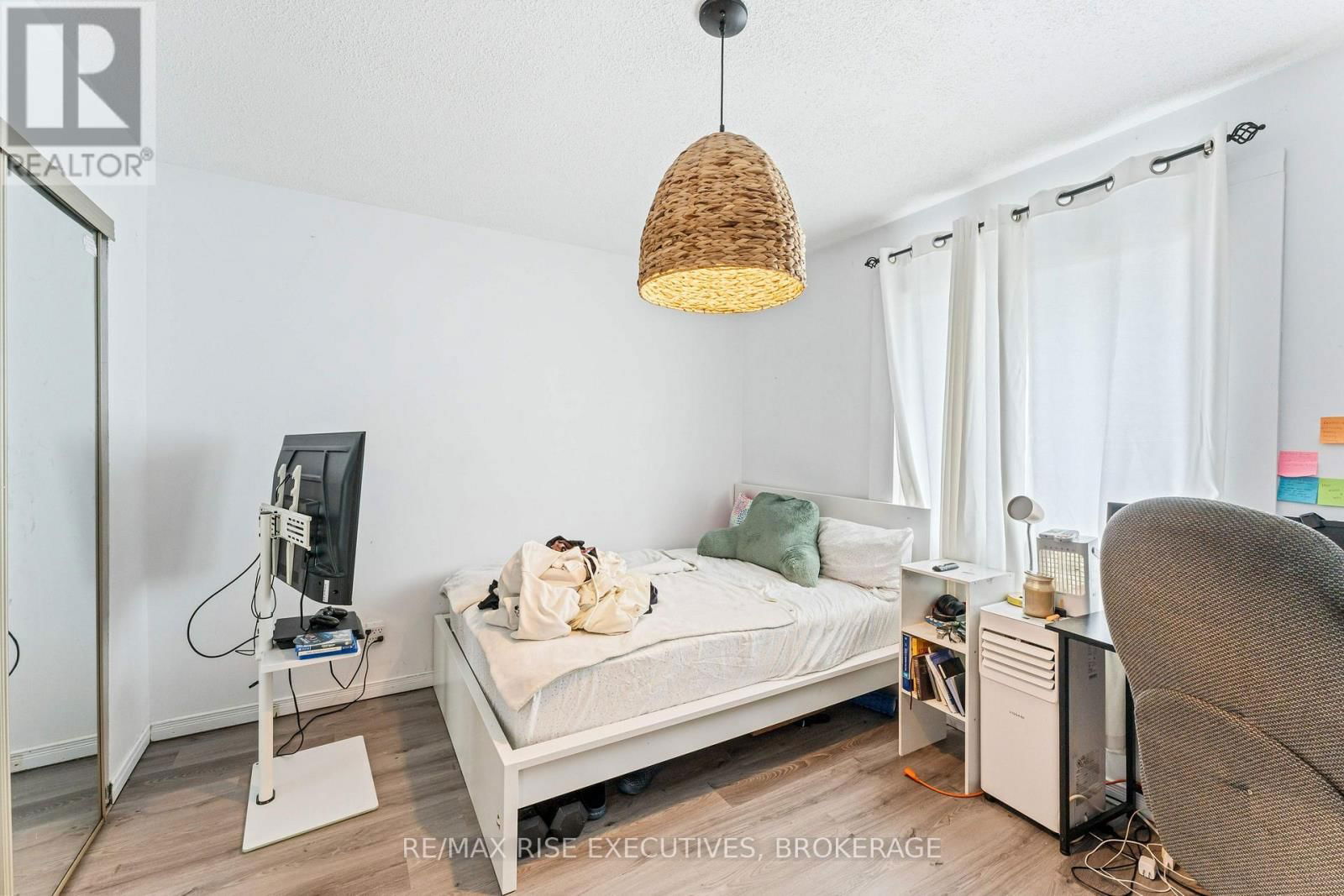 16 LIMERIDGE DRIVE Image 15