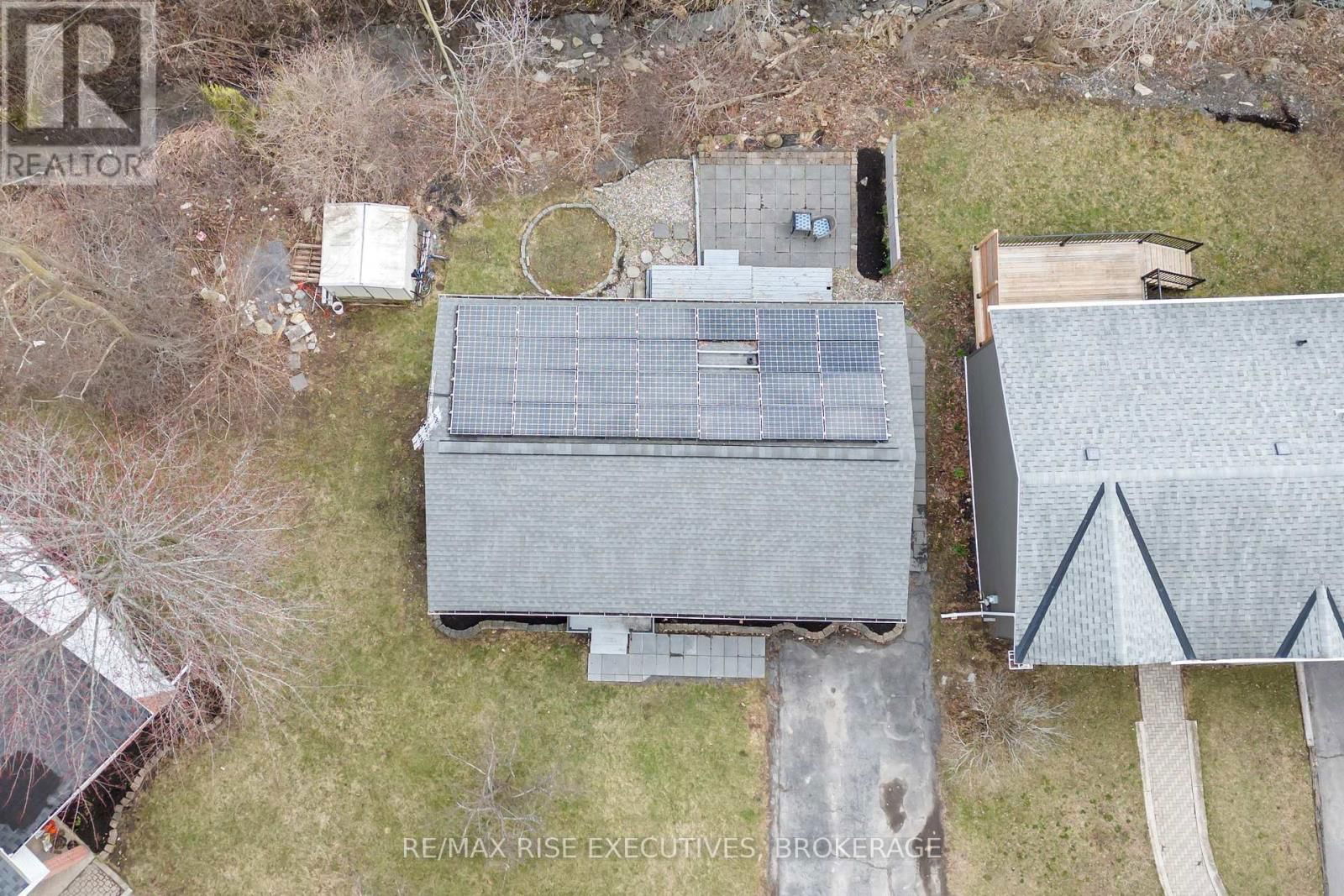 16 LIMERIDGE DRIVE Image 32