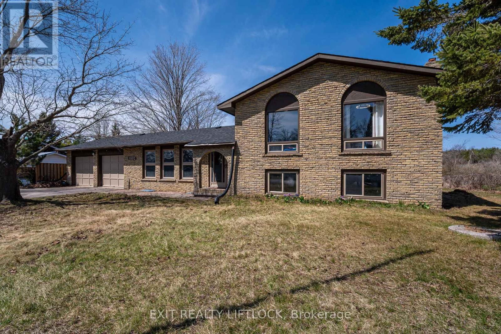 1802 YOUNG'S POINT ROAD Image 1