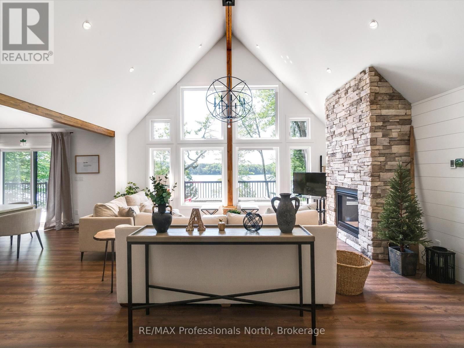 1073 WATSON ROAD Image 1