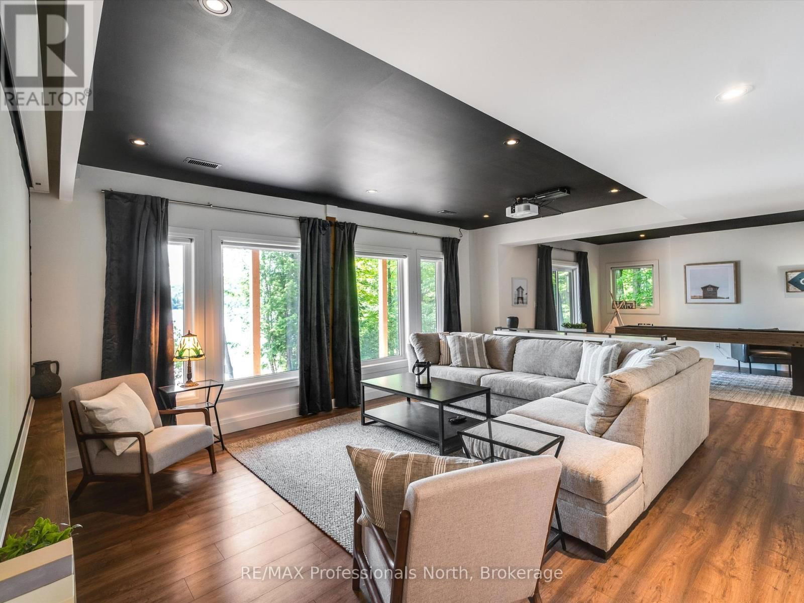 1073 WATSON ROAD Image 16