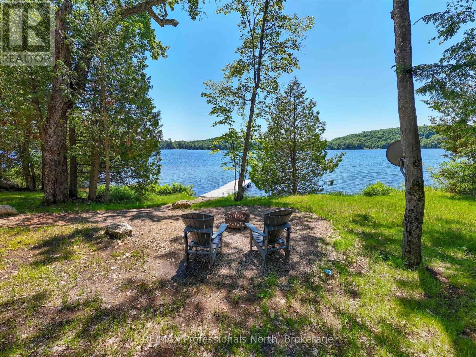 1073 WATSON ROAD Image 35