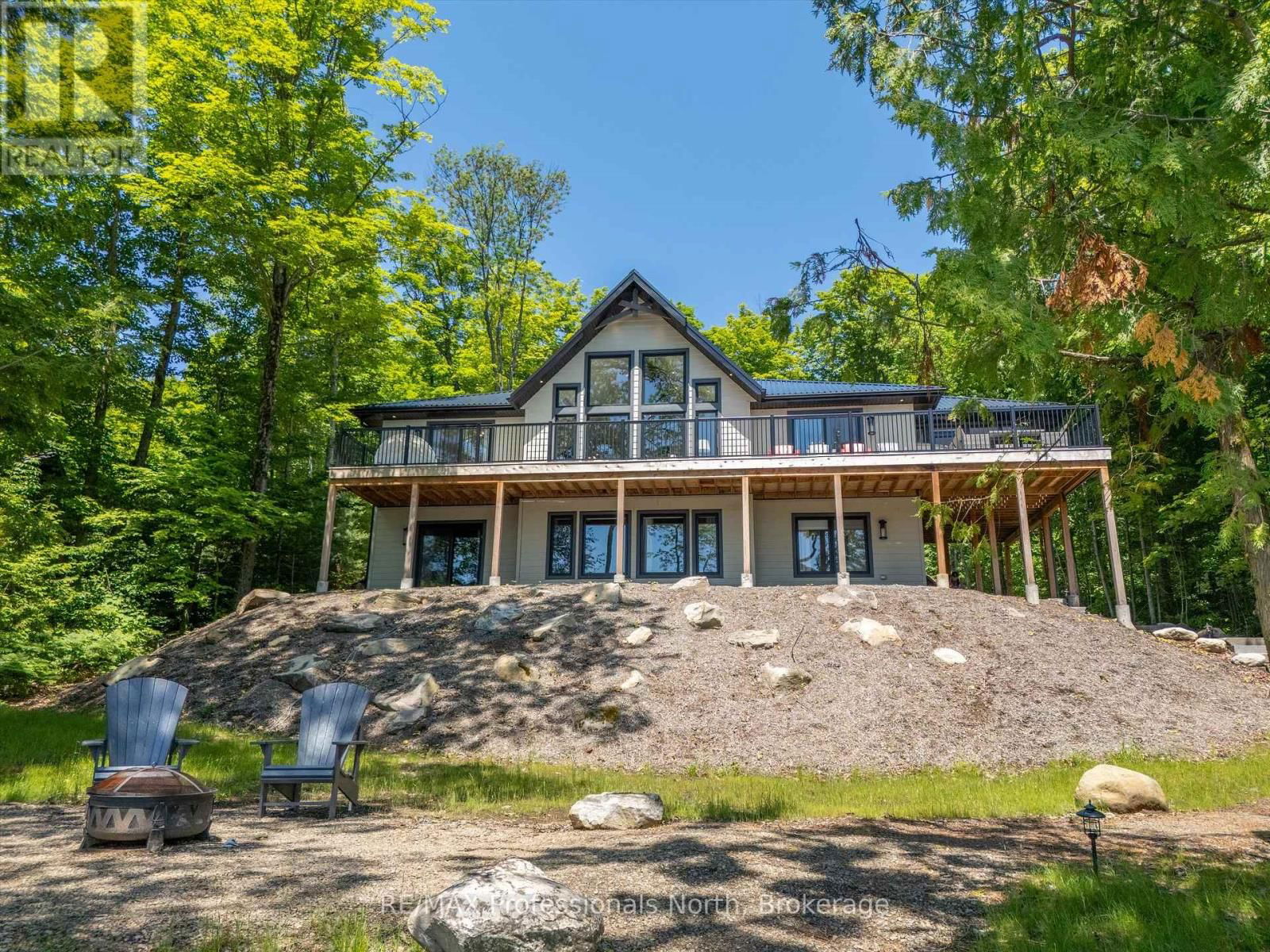 1073 WATSON ROAD Image 36