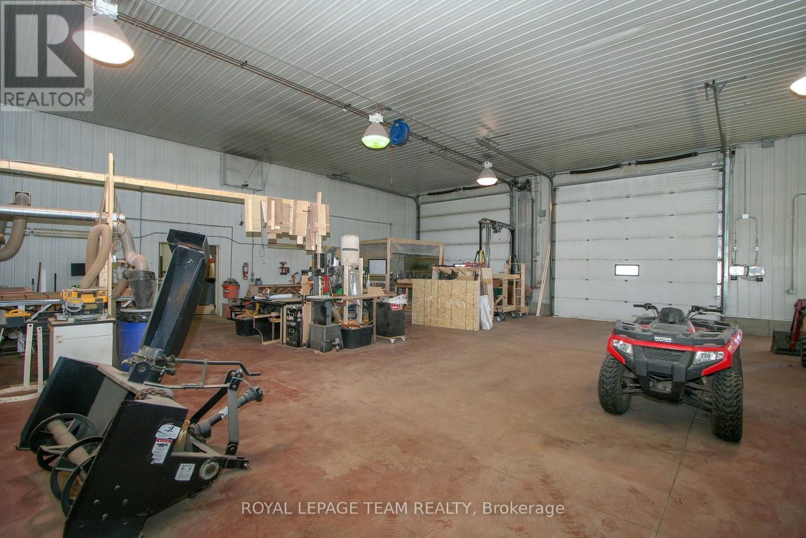 2302 9TH LINE ROAD Image 3