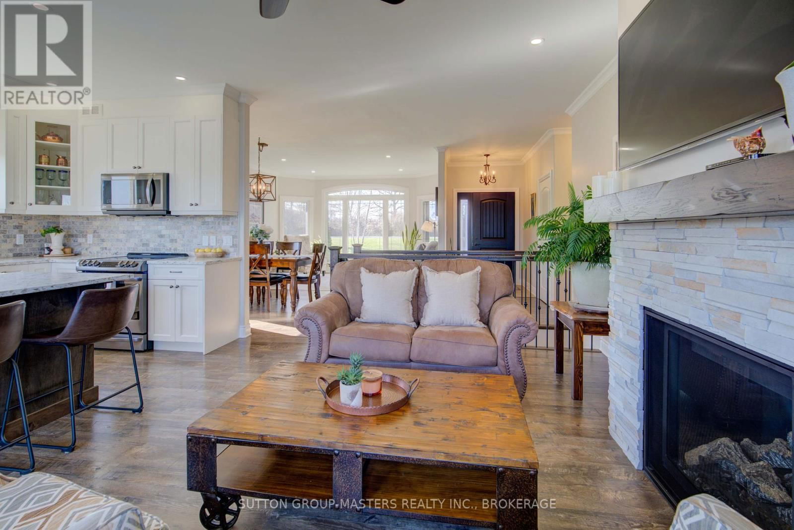 452 BAYSHORE ROAD Image 11