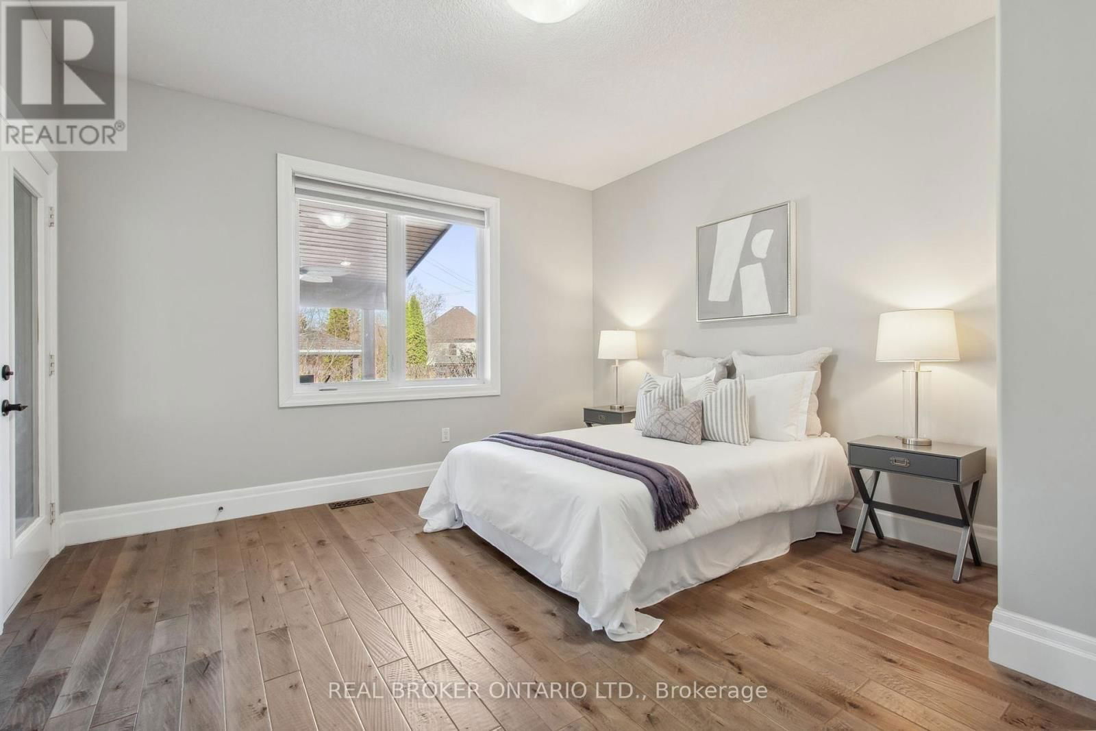 229 TERRACE WOOD CRESCENT Image 30