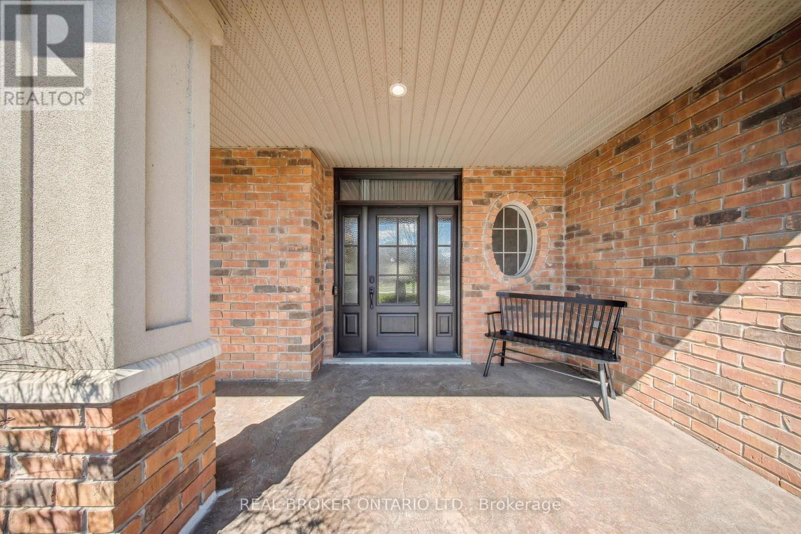 229 TERRACE WOOD CRESCENT Image 4