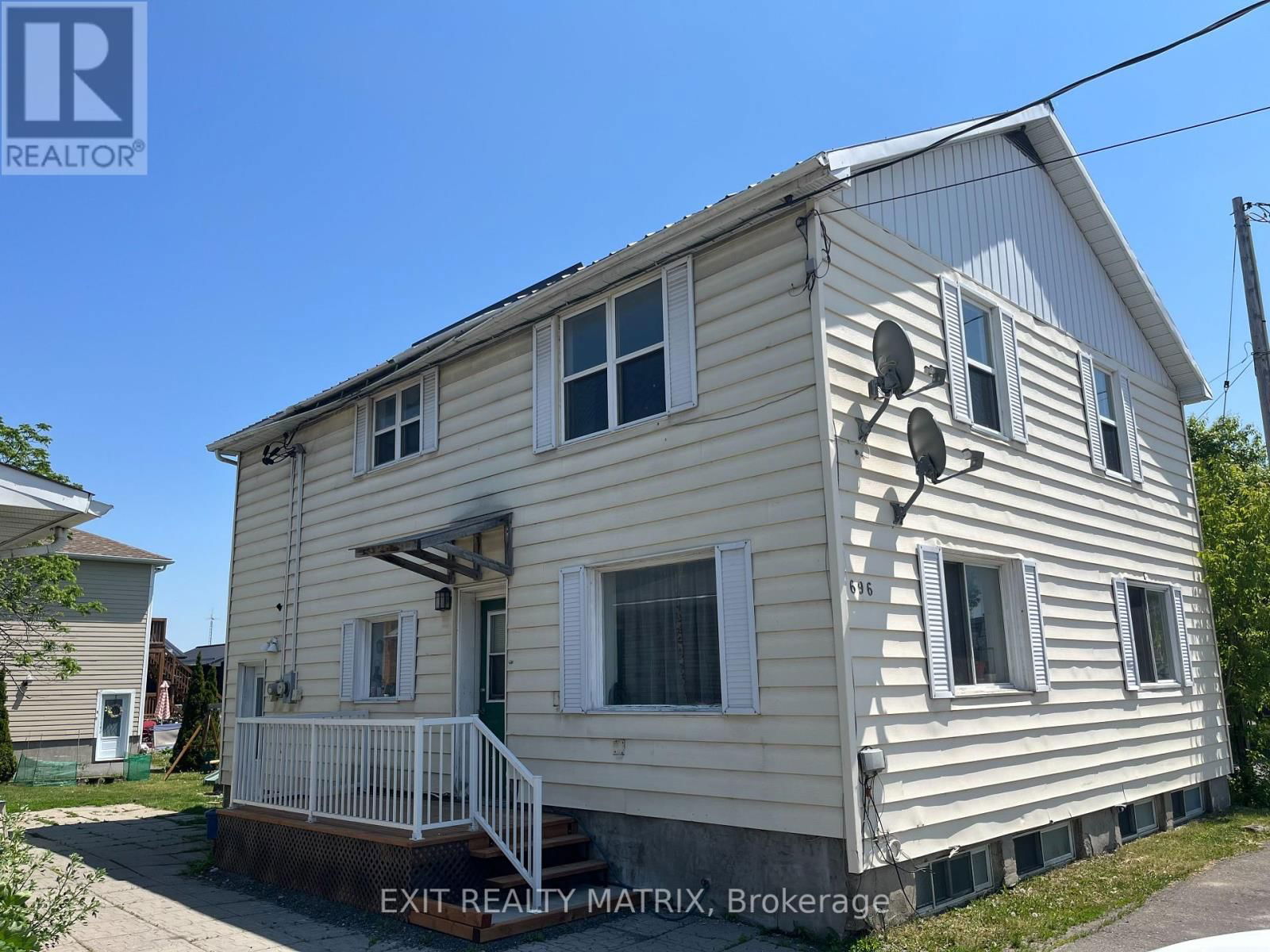 B - 696 PRINCIPALE STREET Image 1