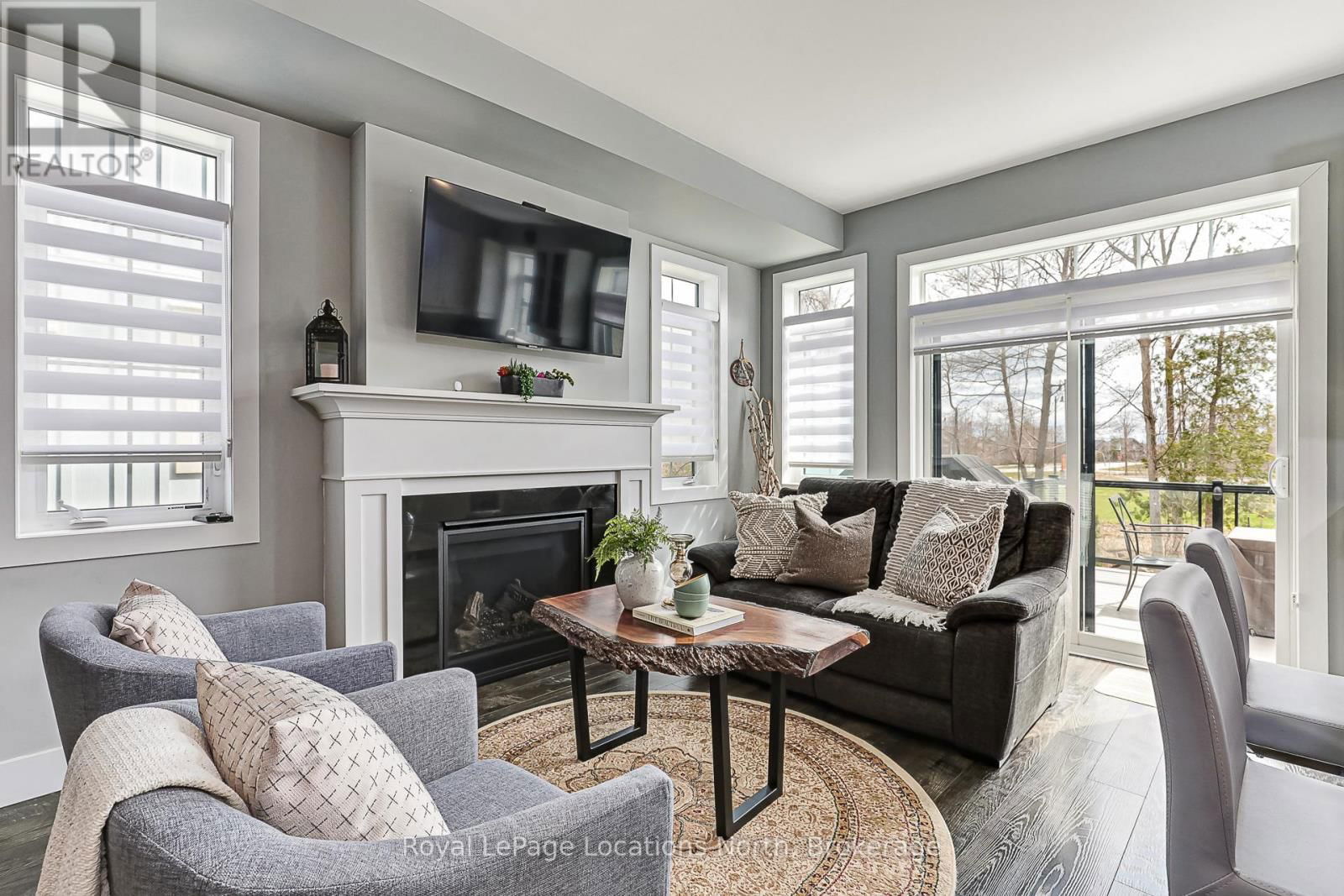 238 COURTLAND STREET Image 12