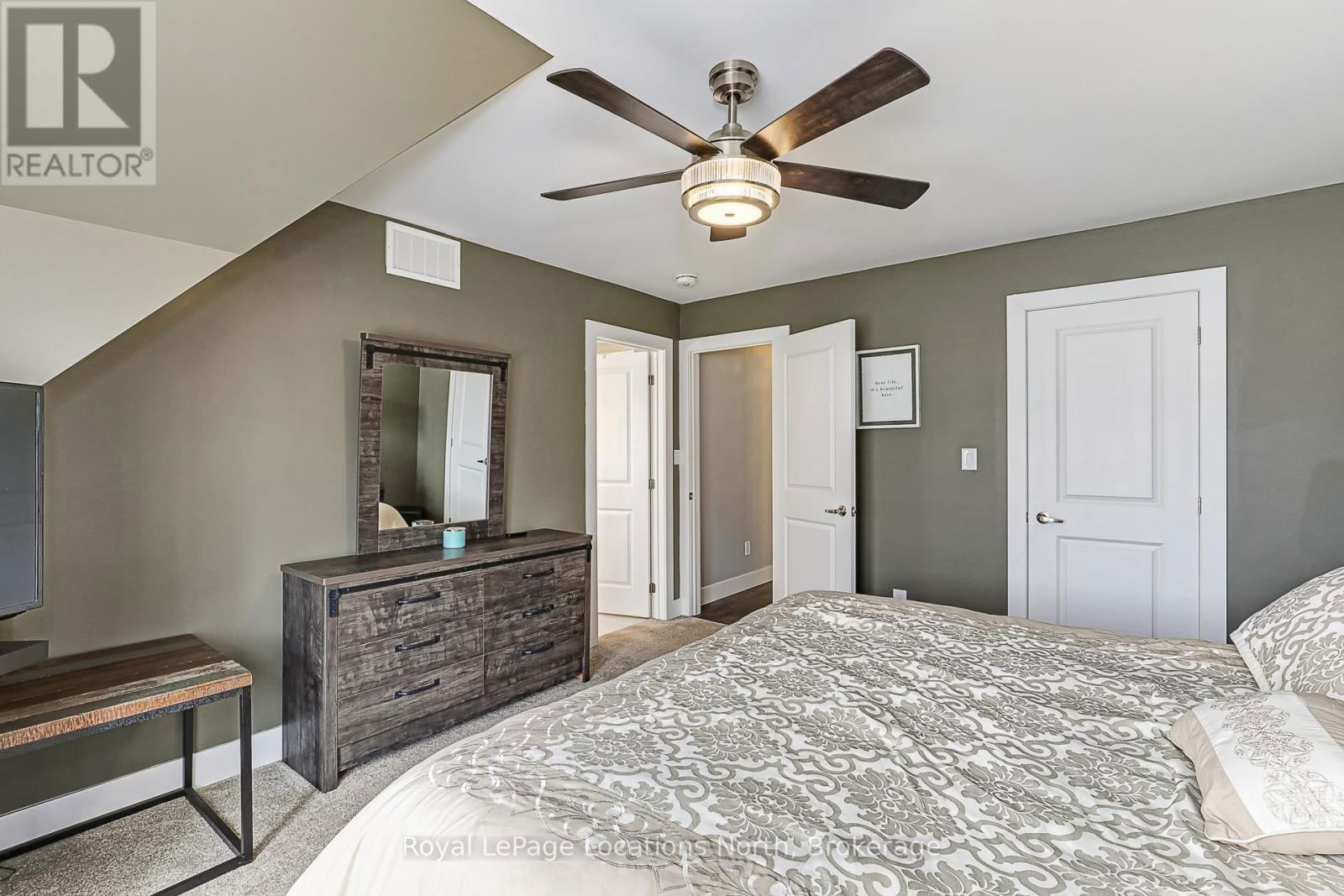 238 COURTLAND STREET Image 18