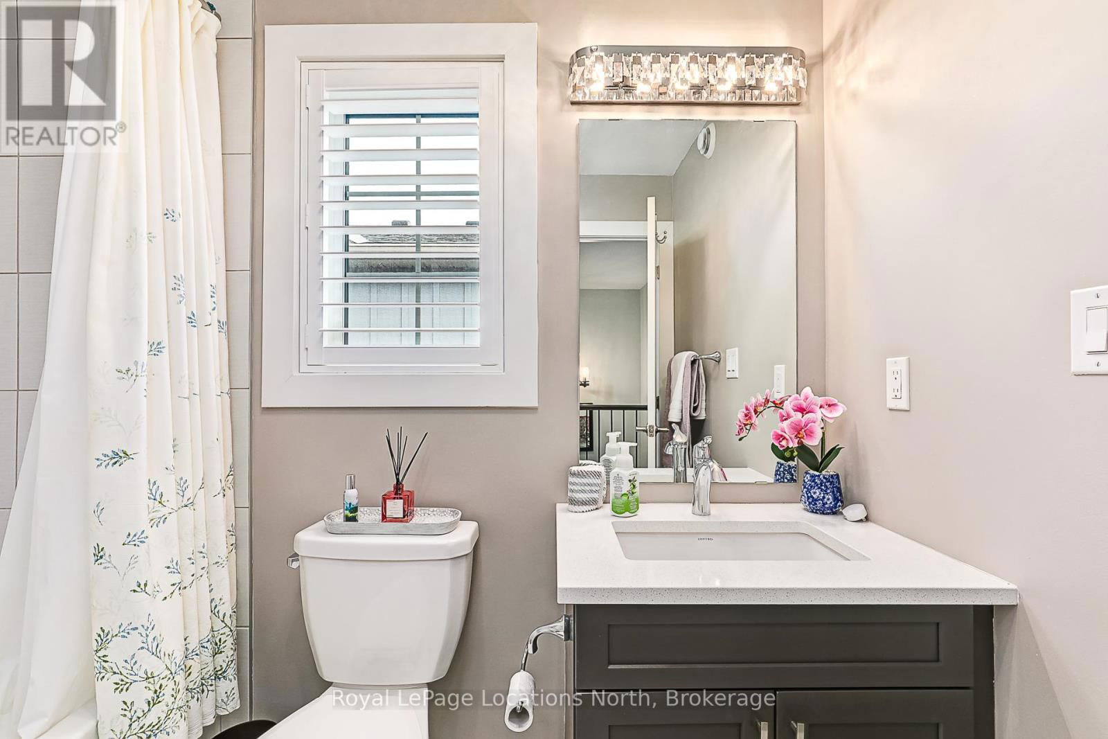 238 COURTLAND STREET Image 22