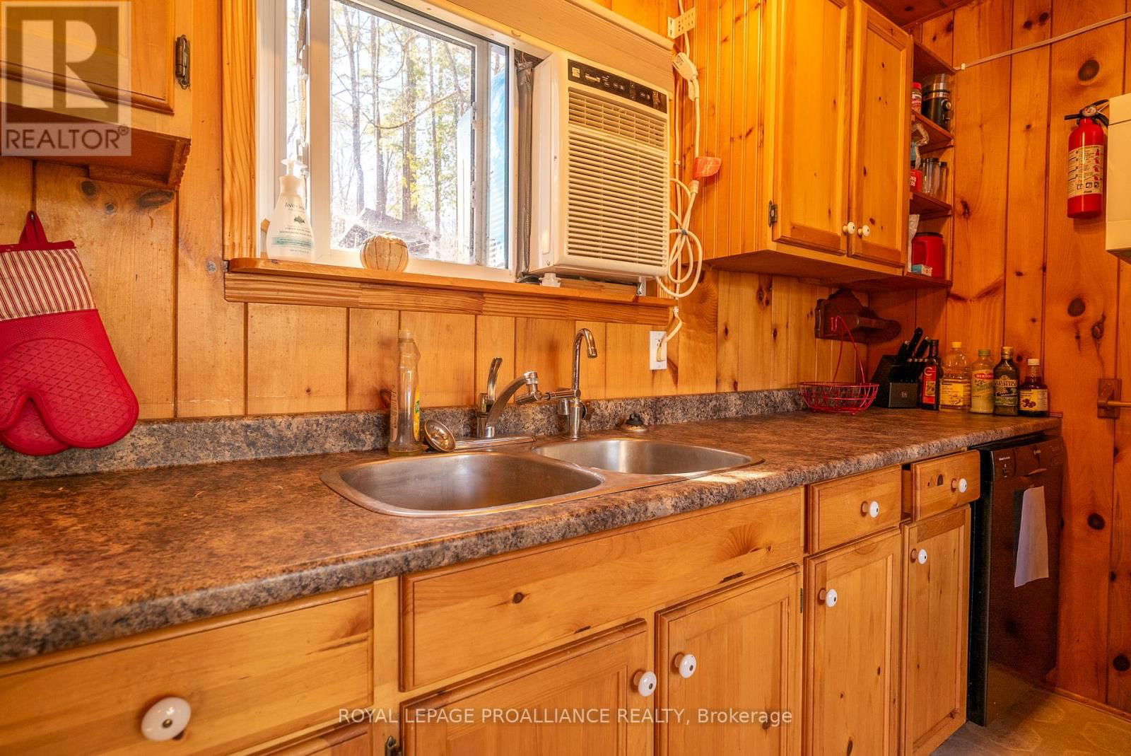 1045 WHEATLEY LANE Image 15
