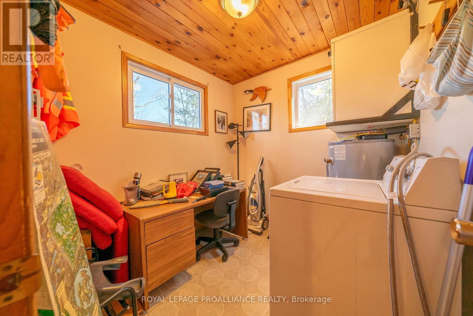 1045 WHEATLEY LANE Image 31