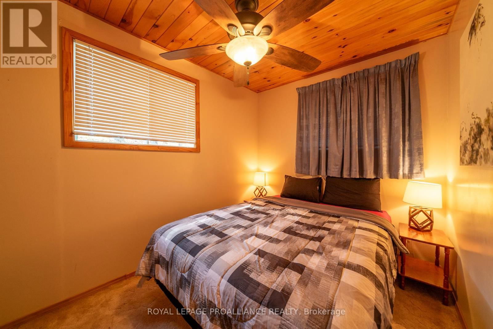 1045 WHEATLEY LANE Image 35