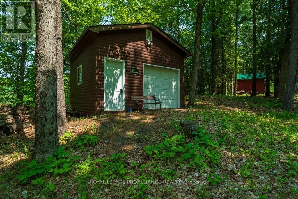 1045 WHEATLEY LANE Image 38