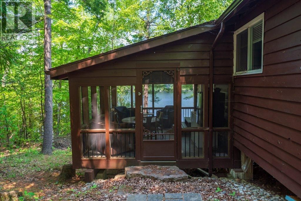 1045 WHEATLEY LANE Image 6