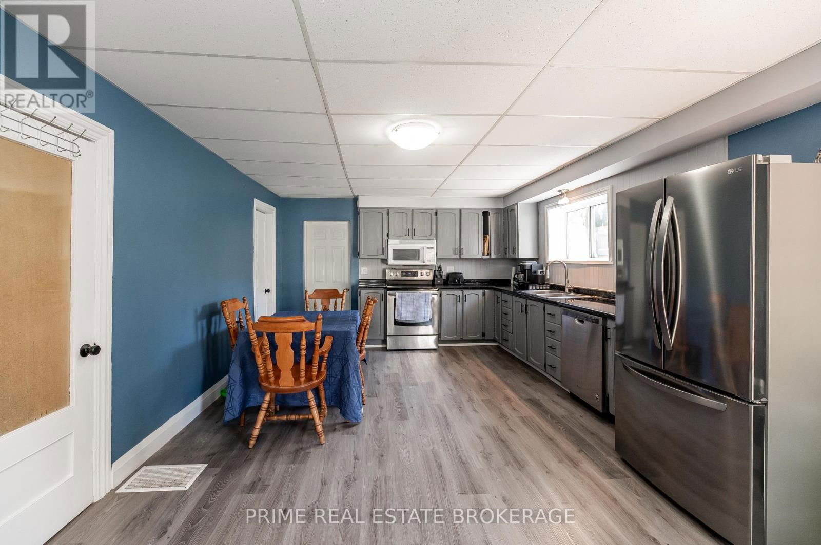 21 YARWOOD STREET Image 17