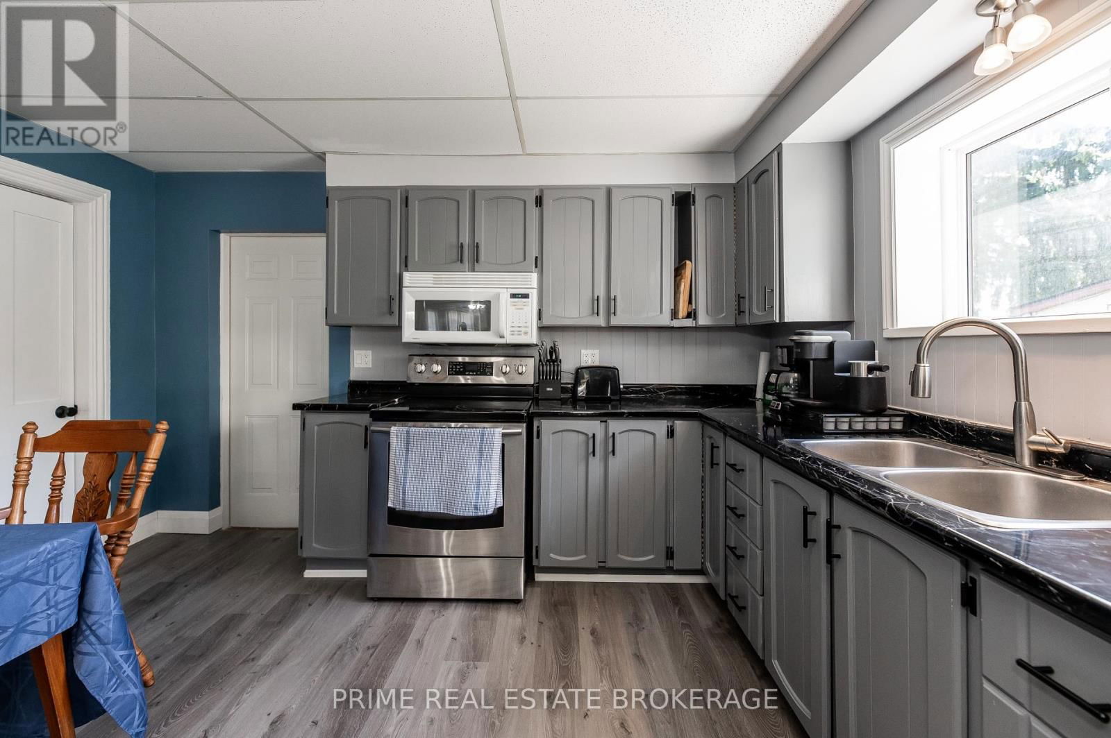 21 YARWOOD STREET Image 19