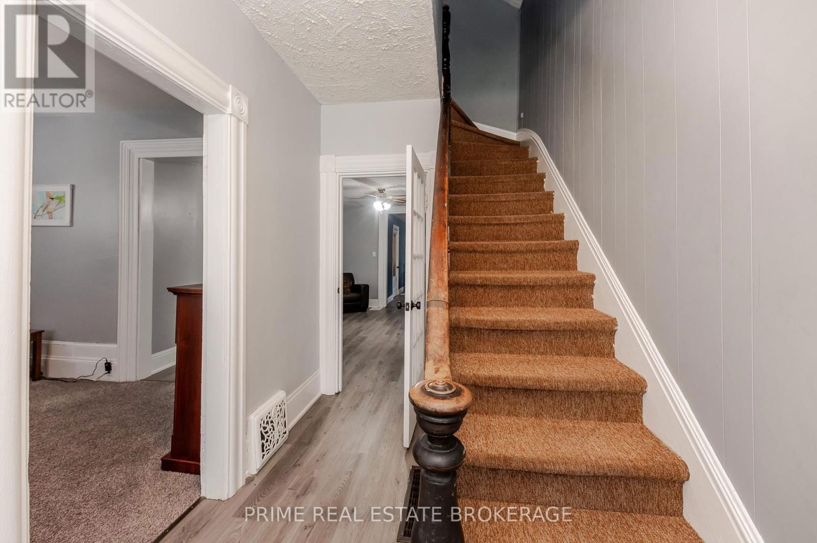 21 YARWOOD STREET Image 23