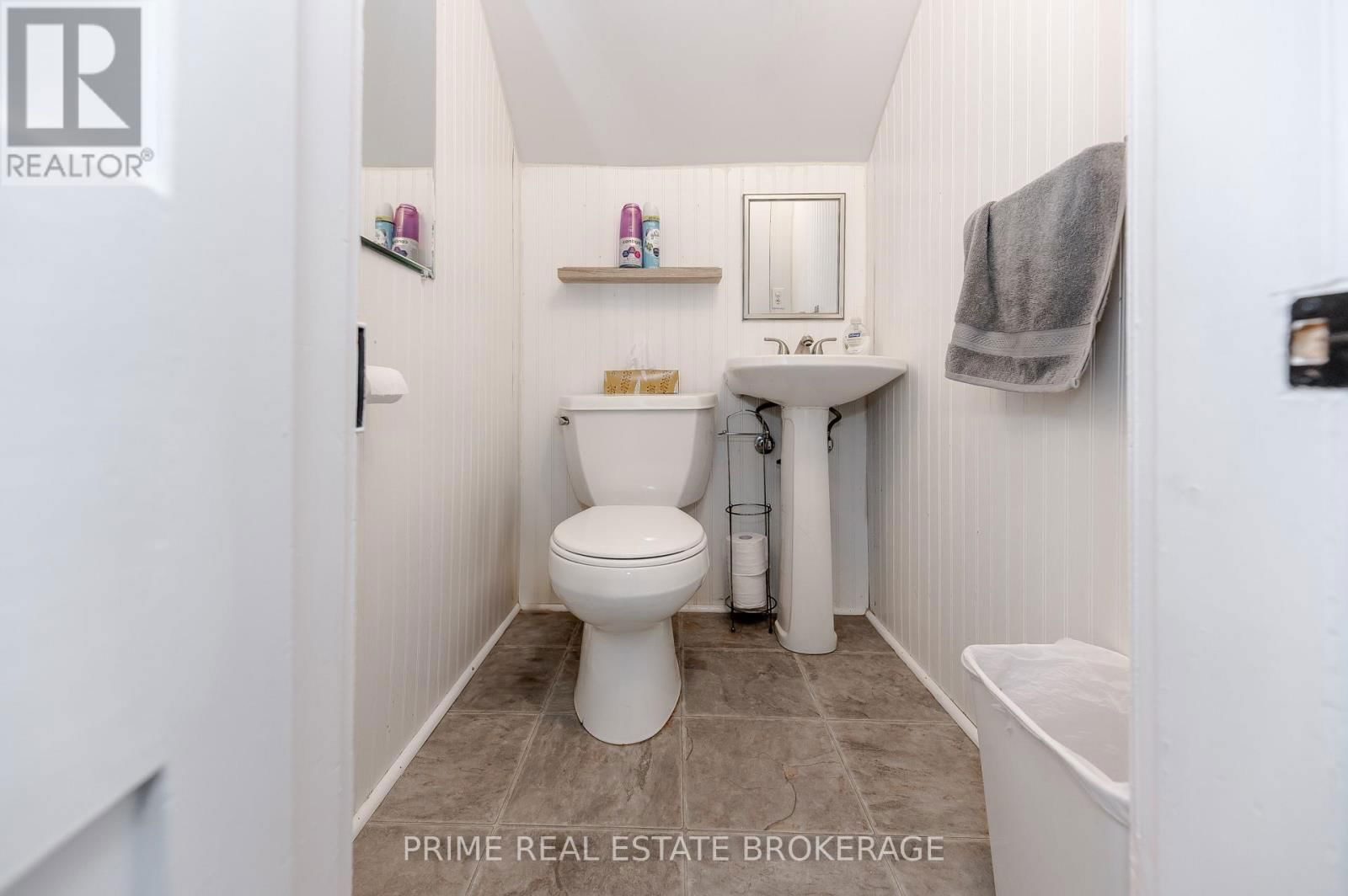 21 YARWOOD STREET Image 30