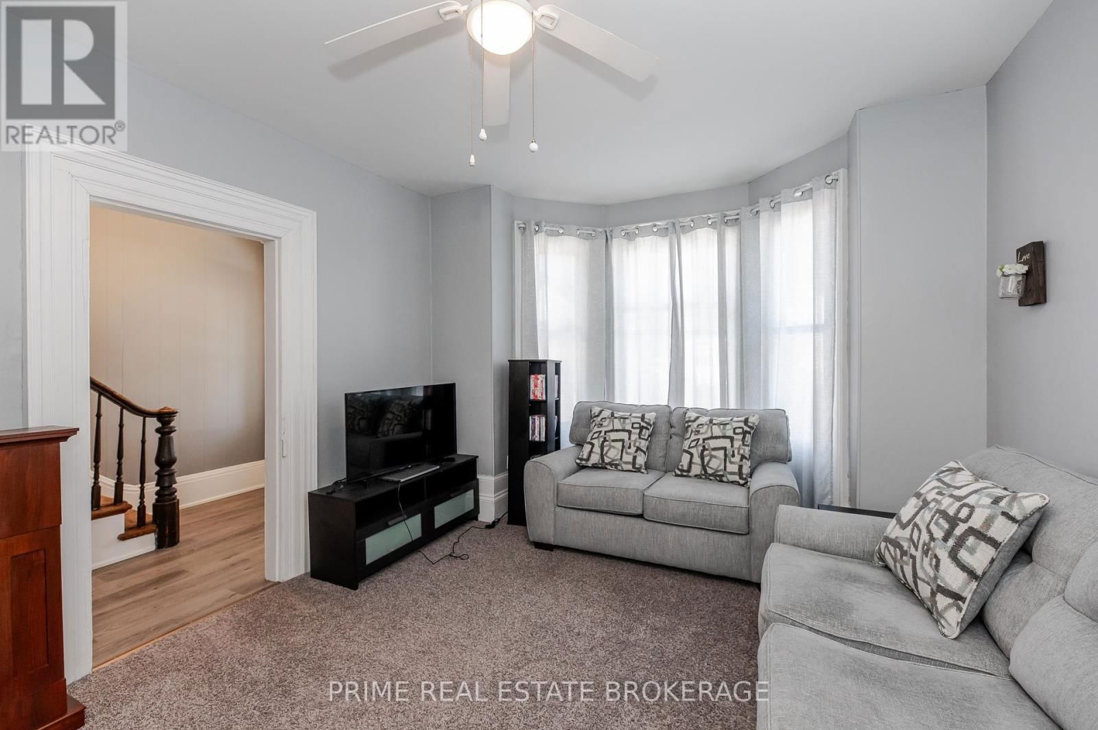 21 YARWOOD STREET Image 9