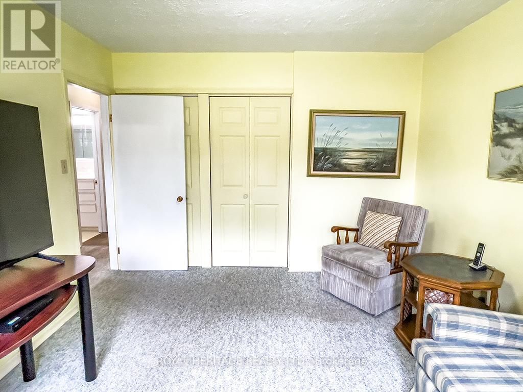80 GREENFIELD PARK Image 21