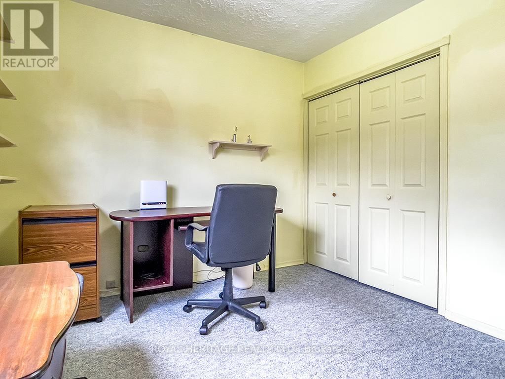 80 GREENFIELD PARK Image 22