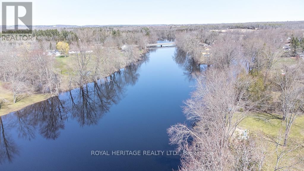 80 GREENFIELD PARK Image 43