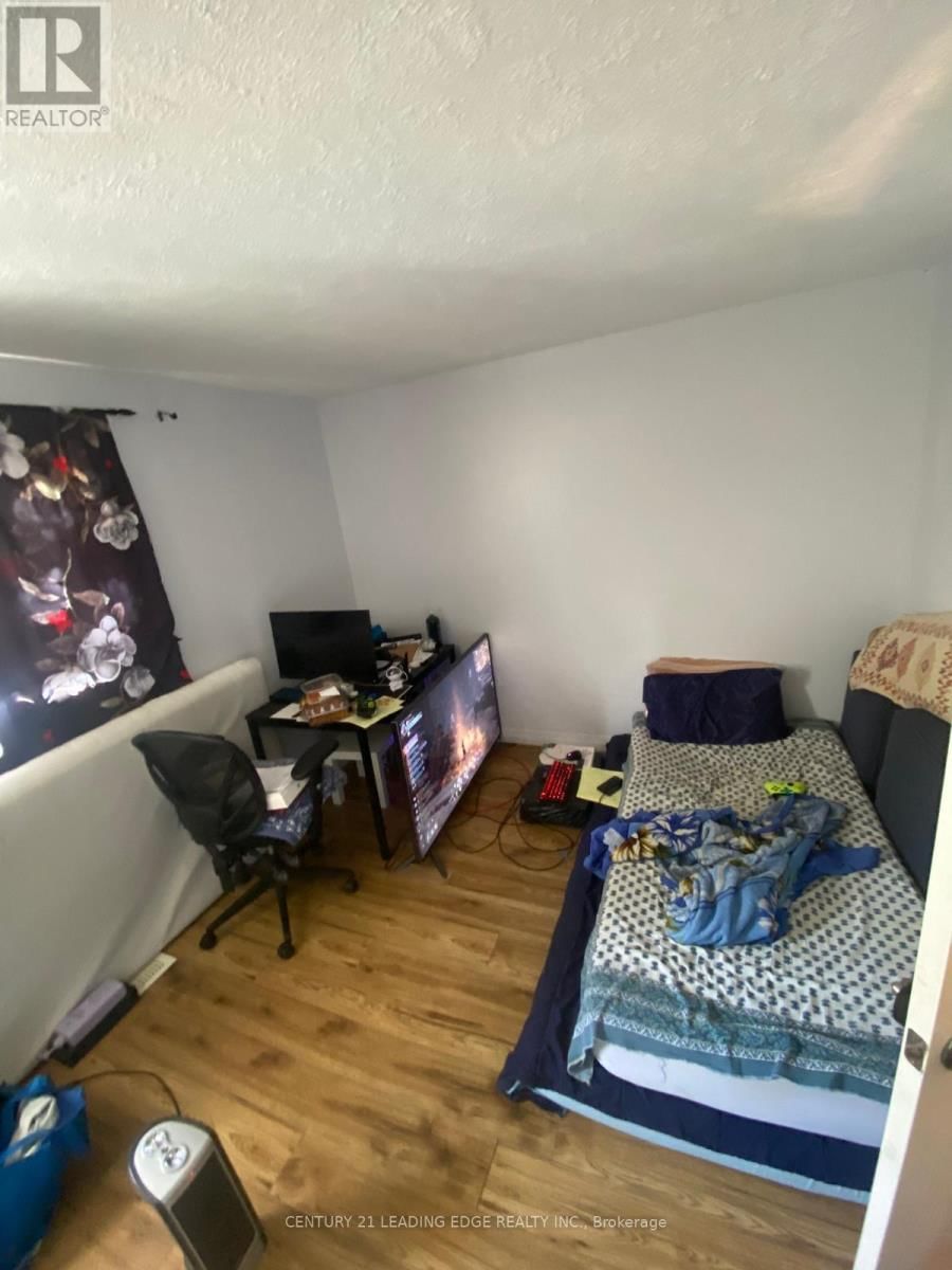 257 MORGAN AVENUE Image 27