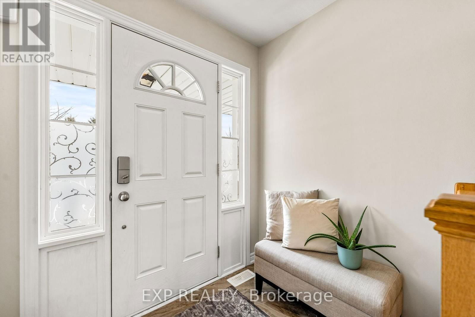 284 STRACHAN STREET Image 8
