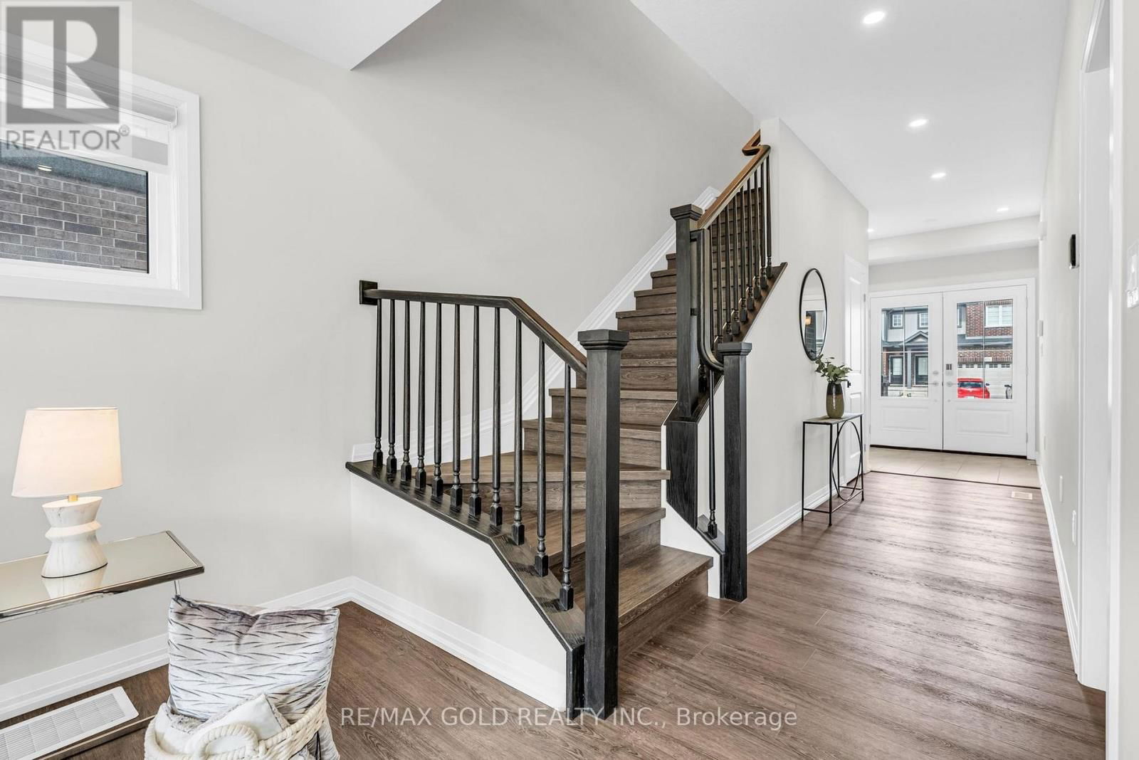 142 BUR OAK DRIVE Image 21