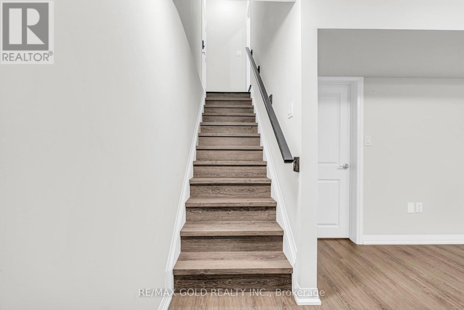 142 BUR OAK DRIVE Image 37