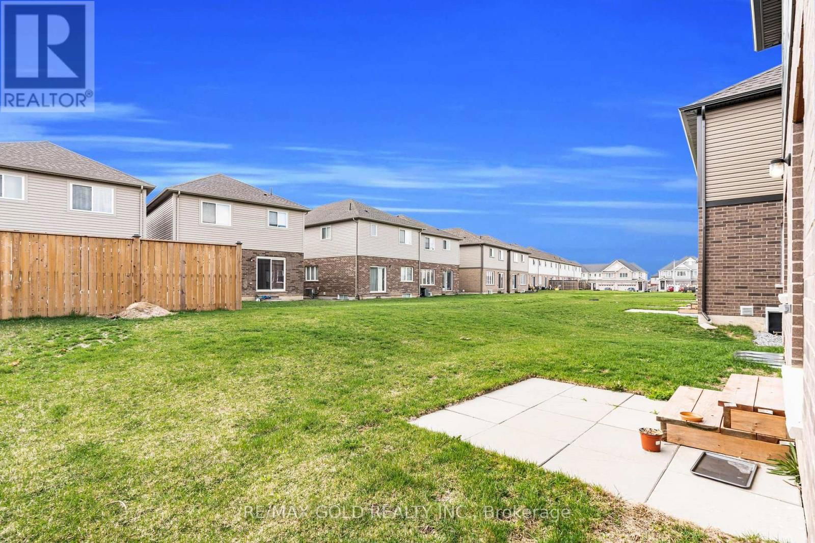 142 BUR OAK DRIVE Image 48