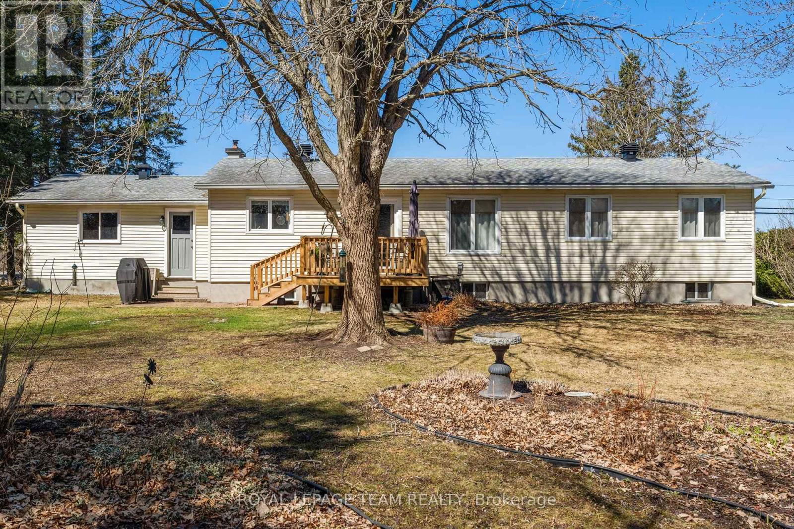 6481 RIDEAU VALLEY DRIVE NORTH Image 31