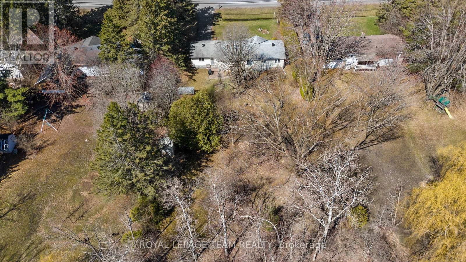 6481 RIDEAU VALLEY DRIVE NORTH Image 36