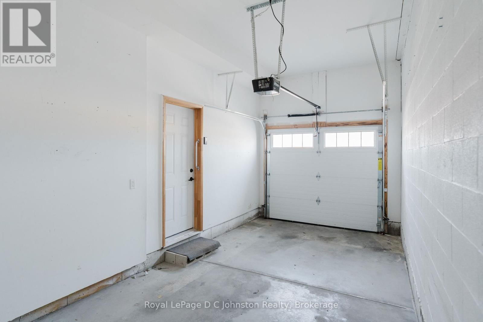 18 - 935 GODERICH STREET NORTH Image 31