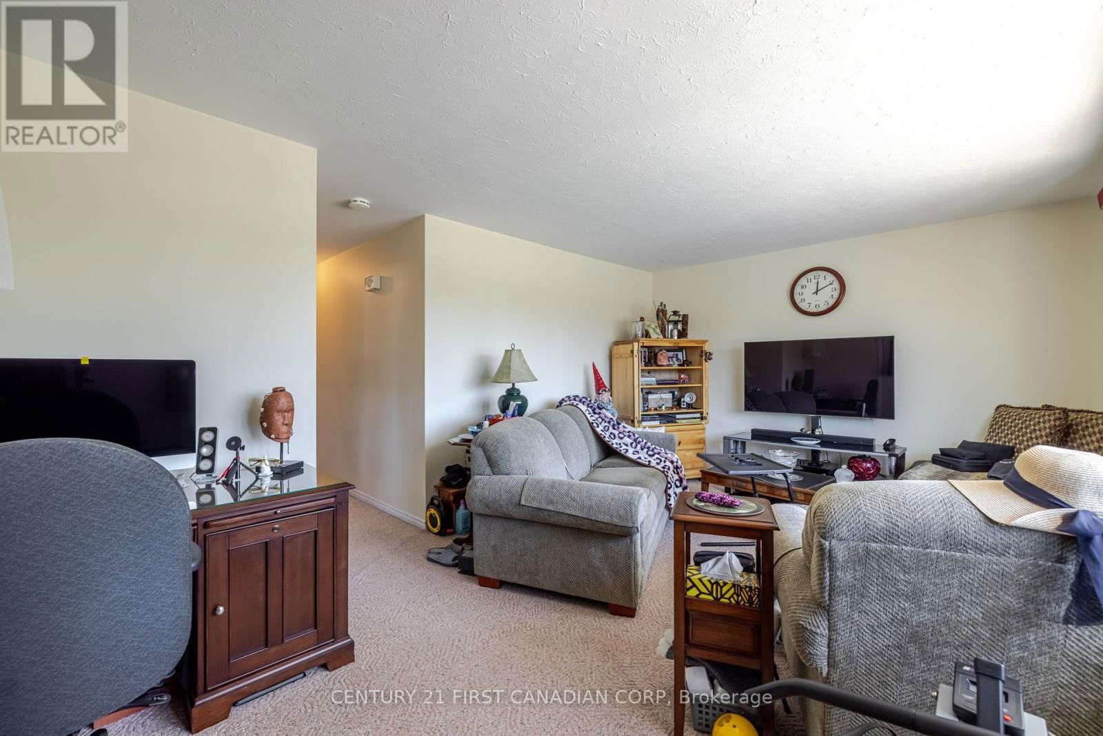 758 CHEAPSIDE STREET Image 25