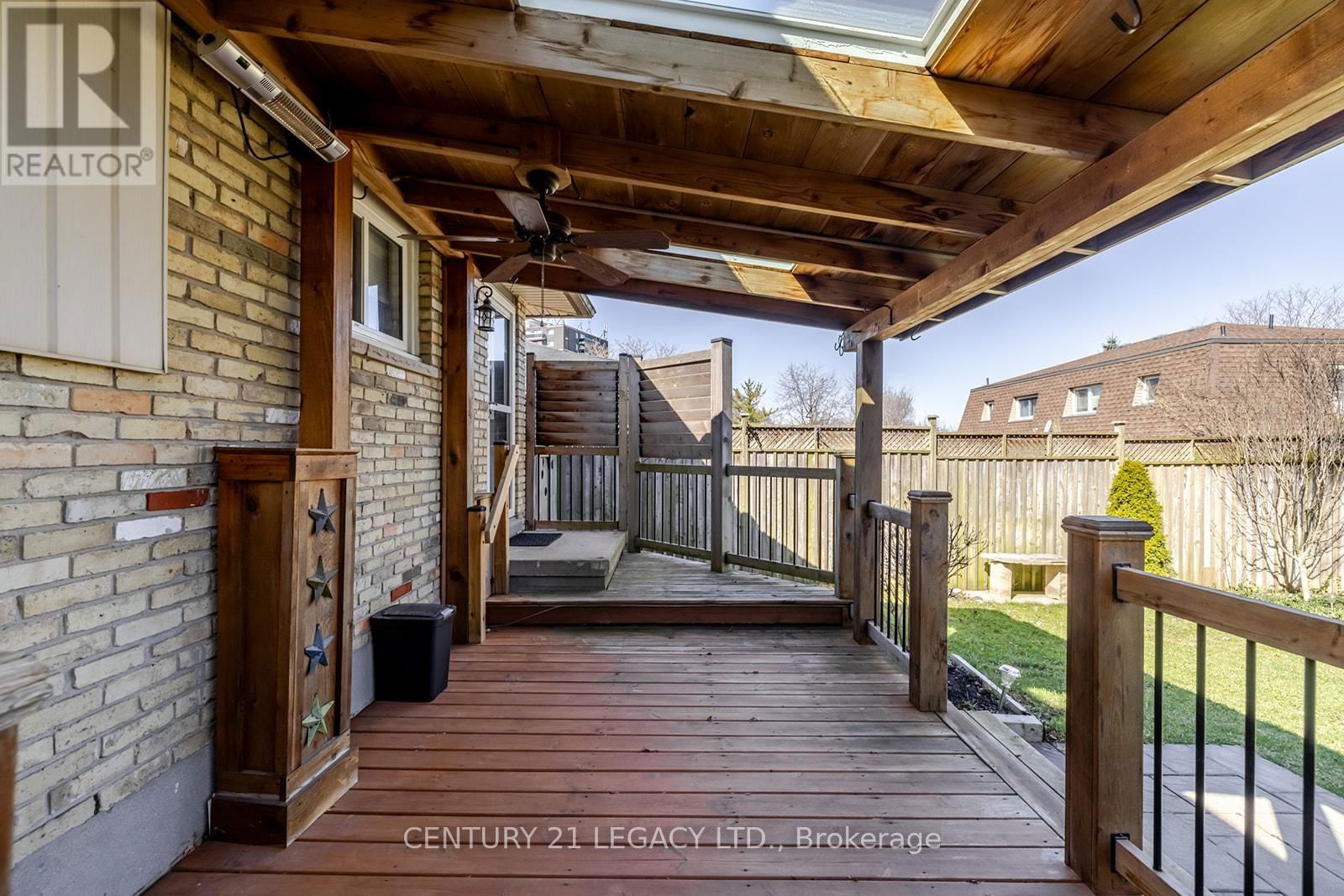 971 EAGLE CRESCENT Image 31