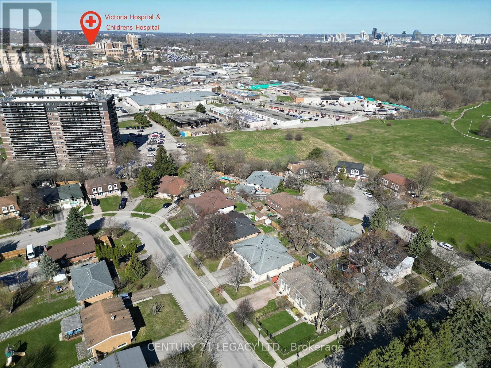 971 EAGLE CRESCENT Image 44