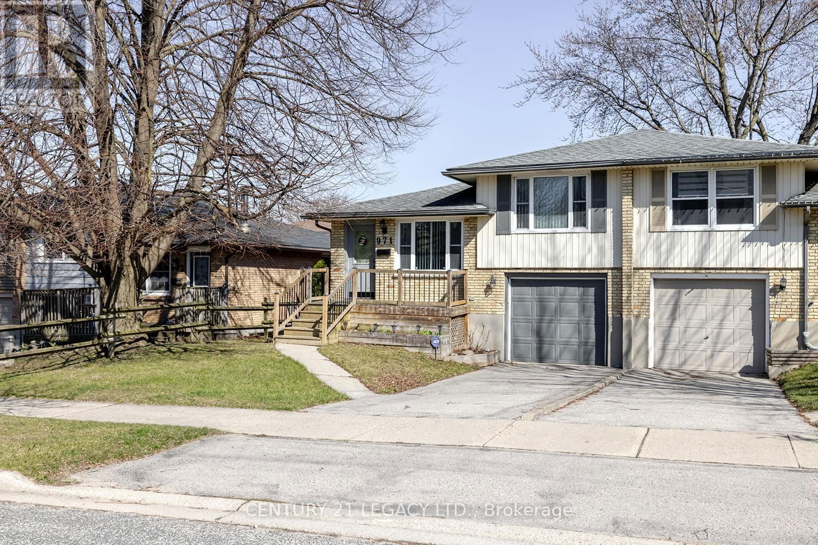 971 EAGLE CRESCENT Image 6
