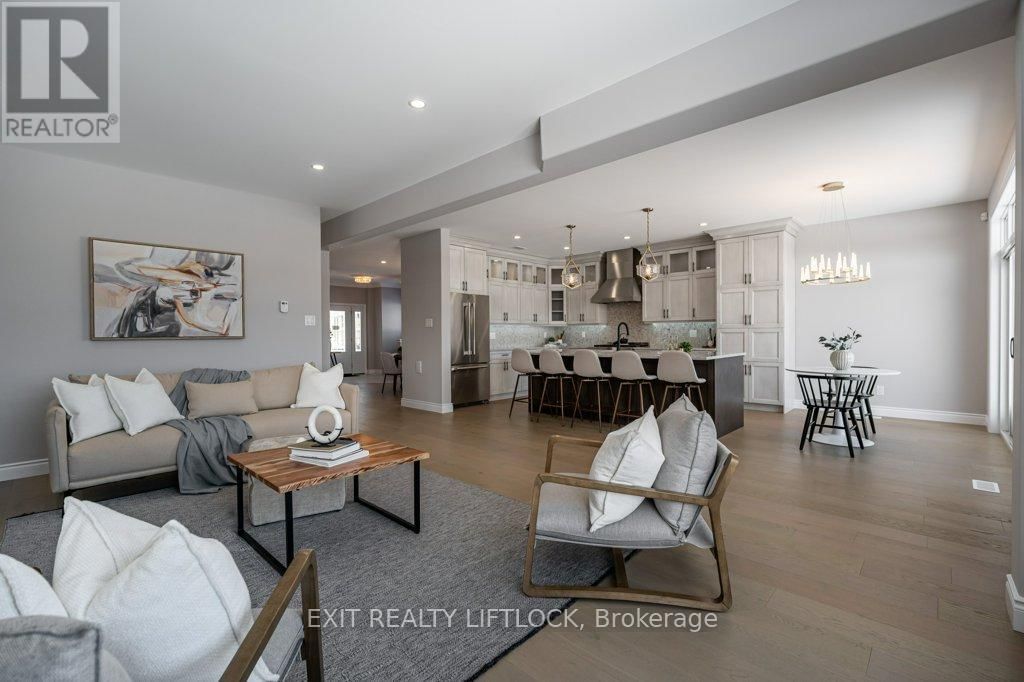 802 STEINBERG COURT Image 10